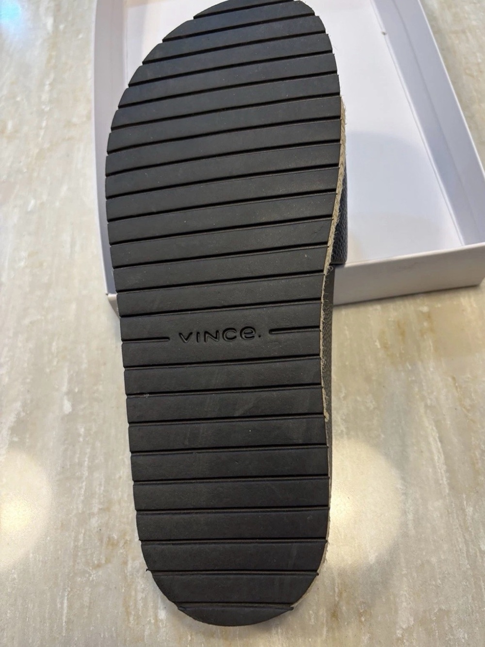 Vince black leather slides Aurelia sandals 8.5 - Picture 3 of 3